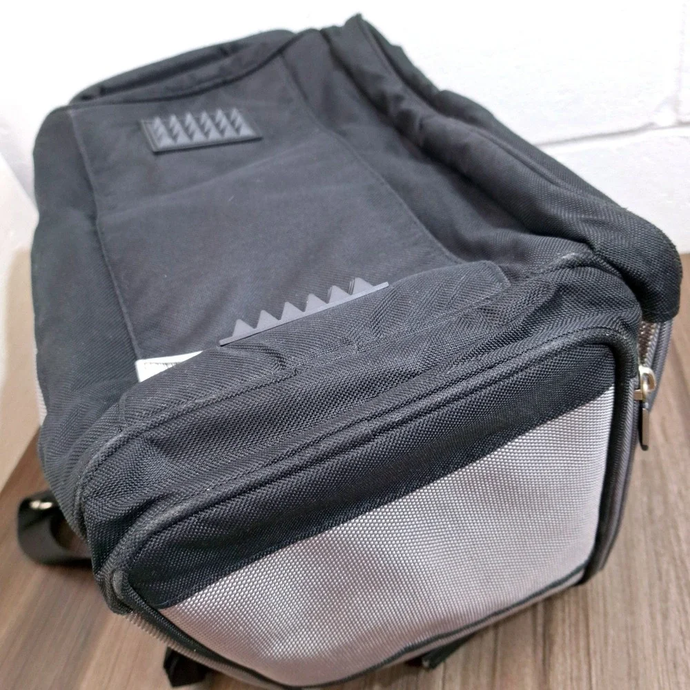 Eddie Bauer Grey Nylon Travel Bag 16x12 Travel Duffel Multi Pocket Messenger